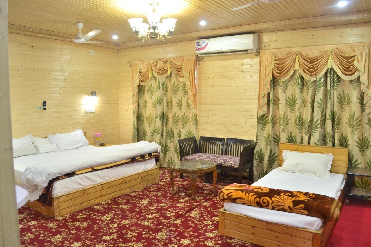 Hotel Grg Residency Срінагар Екстер'єр фото